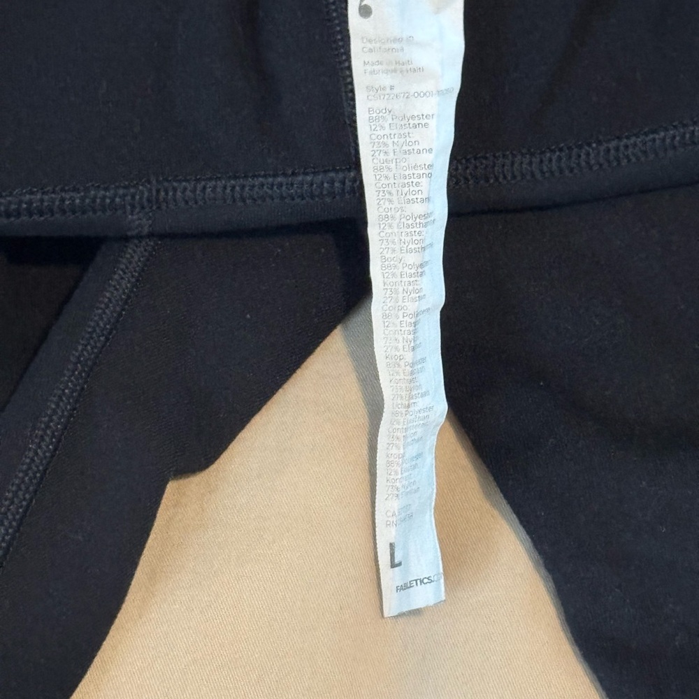 Fabletics Women's Black Leggings with Pockets and Mesh Sleek Design - Size L - Picture 4 of 7